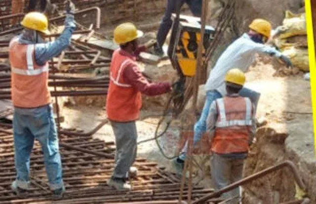 ଲୁହାଛଡ଼ ପଡି ଚାଲିଗଲା ଦୁଇ ଶ୍ରମିକଙ୍କ ଜୀବନ