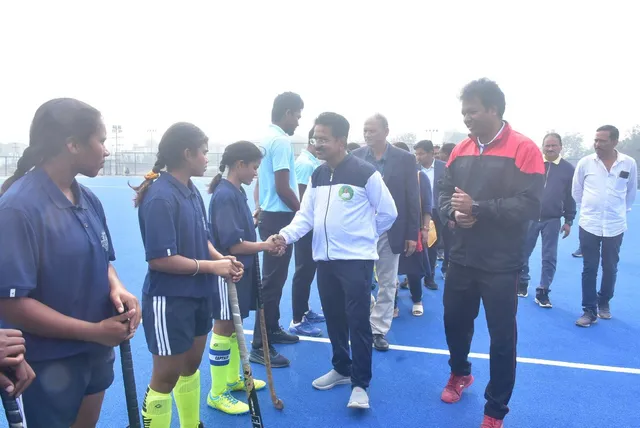 ରାଜ୍ୟସ୍ତରୀୟ ହକି ଆରମ୍ଭ: ପ୍ରଥମ ଦିନରେ ମହିଳା ବର୍ଗର ୧୨ ମ୍ୟାଚ୍‌