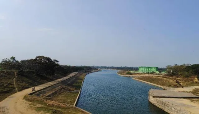 ବରଗଡ଼ କେନାଲକୁ ନେଇ ବଢ଼ିଲା ଅଡ଼ୁଆ !