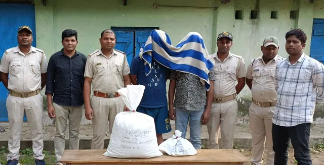 ବିପୁଳ ପରିମାଣର ଗଞ୍ଜେଇ ସହ ଅଫିମ ଜବତ, ୨ ଗିରଫ