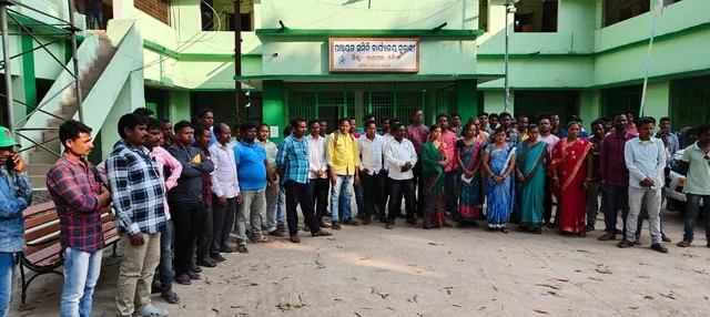 ବିଡିଓଙ୍କ ବିରୋଧରେ ପୁଣି ଗର୍ଜିଲେ ଲୋକ ପ୍ରତିନିଧି, ୨୮ରୁ ଧାରଣା ଓ ଶାନ୍ତିପୂର୍ଣ୍ଣ ପ୍ରତିବାଦ