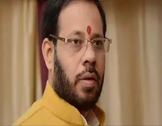 ୟୁପିରେ ରାଜ୍ୟସଭା ଭୋଟ୍‌ ଆରମ୍ଭ: ସମାଜବାଦୀ ପାର୍ଟିର ମୁଖ୍ୟ ସଚେତକ ପଦରୁ ଇସ୍ତଫା ଦେଲେ ମନୋଜ ପାଣ୍ଡେ