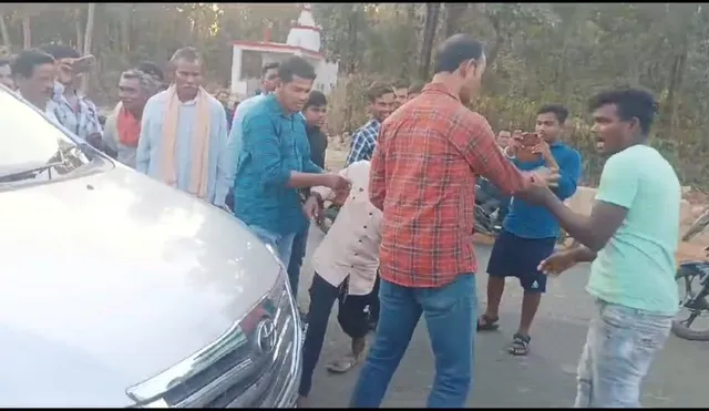 ଜନସାଧାରଣଙ୍କ ପ୍ରଶ୍ନବାଣରେ ହଟହଟା ହେଲେ ଜୁନାଗଡ଼ ବିଧାୟକ