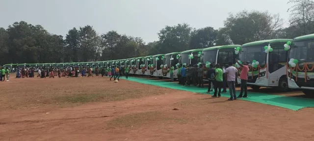 ବଲାଙ୍ଗିର, ବରଗଡ, କେନ୍ଦୁଝର, ମୟୁରଭଞ୍ଜ ଓ ସୁନ୍ଦରଗଡ ଜିଲ୍ଲାରେ ଲକ୍ଷ୍ମୀ ବସ୍ ଯୋଜନାର ଶୁଭାରମ୍ଭ କଲେ ମୁଖ୍ୟମନ୍ତ୍ରୀ