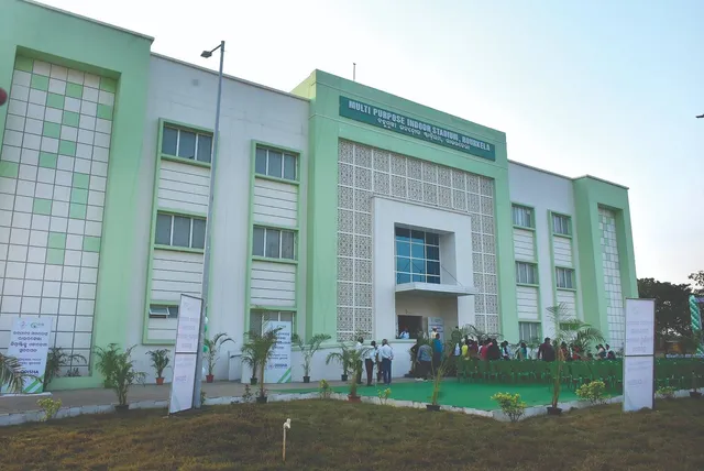 ରାଉରକେଲା କ୍ରୀଡ଼ାର ବିକାଶ ପାଇଁ ମୁଖ୍ୟମନ୍ତ୍ରୀଙ୍କ ଭେଟି, ବହୁମୁଖୀ ଇନ୍‌ଡୋର ଷ୍ଟାଡିୟମ ଓ ଜିମ୍ନାଷ୍ଟିକ୍‌ ଏକାଡେମୀ ଉଦ୍‌ଘାଟିତ