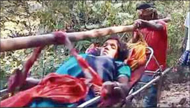 ଜଙ୍ଗଲ ରାସ୍ତା ନେଲା ଗର୍ଭବତୀଙ୍କ ଜୀବନ