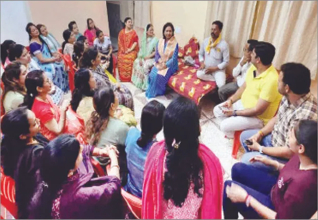 ଧର୍ମେନ୍ଦ୍ରଙ୍କ ମୋର୍ଚ୍ଚା ସମ୍ଭାଳିଛନ୍ତି ପତ୍ନୀ ମୃଦୁଳା