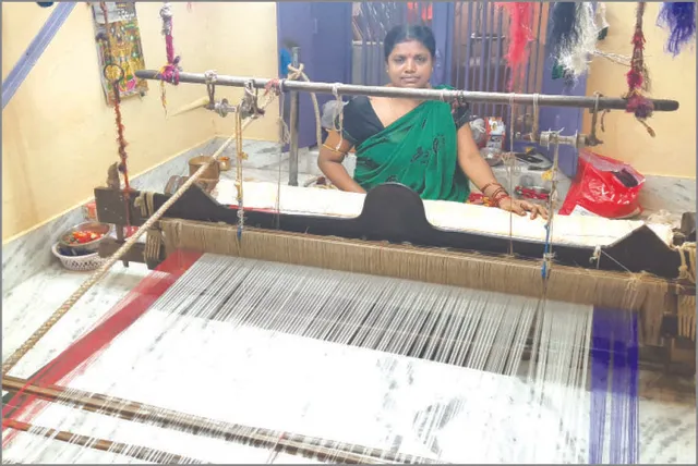 ହଜିଯିବ ବ୍ରହ୍ମପୁରୀ ପାଟ: ଚାହିଦା ଅତୁଟ, ବୁଣାକାର ପରିବାର ୩ଶହରୁ ଏବେ ୪୦