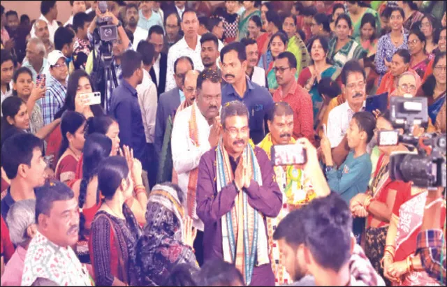 ଚଷା ସମାଜର ସମ୍ମିଳନୀରେ କେନ୍ଦ୍ରମନ୍ତ୍ରୀ ଧର୍ମେନ୍ଦ୍ର: ମହିଳା କାର୍ଡ ଖେଳିଲେ