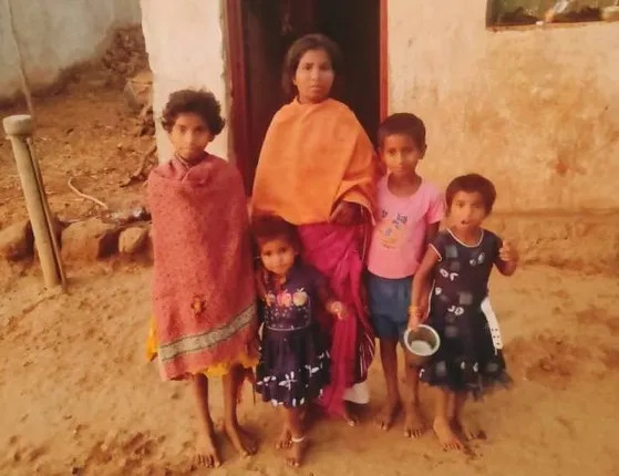 ଦାଦନ ଖଟିବାକୁ ଯାଇ ଦିବ୍ୟାଙ୍ଗର ମୃତ୍ୟୁ: ରୋଜଗାରିଆକୁ ହରାଇ ପରିବାର ଏବେ ସର୍ବସ୍ବାନ୍ତ