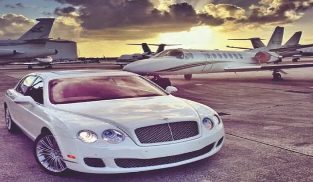 କେଉଁଥିରେ ଖର୍ଚ୍ଚ କରୁଛନ୍ତି ଧନୀ: ବିଦେଶ ଭ୍ରମଣ, ତାରକା ହୋଟେଲ୍‌ରେ ଭୋଜନ