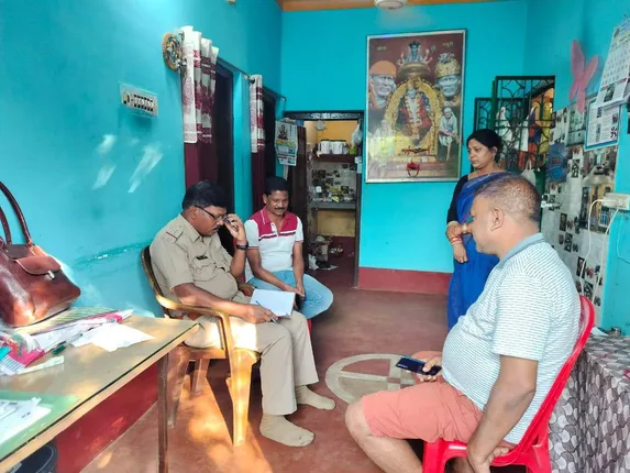 ସ୍ପଷ୍ଟ ଦିବାଲୋକରେ ଜିଆର୍‌ଏସ୍‌ଙ୍କ ଘରୁ ଲୁଟିନେଲେ ଲକ୍ଷାଧିକର ସୁନା ଗହଣା, ନଗଦ ଟଙ୍କା