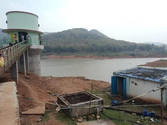 ଘୁମୁସର ଉଦୟଗିରିରେ ଜଳକଷ୍ଟ: ଜଳସେଚନ ବିଭାଗର ଅବହେଳା ଯୋଗୁଁ ଜନସାଧାରଣ ହେଉଛନ୍ତି ହନ୍ତସନ୍ତ