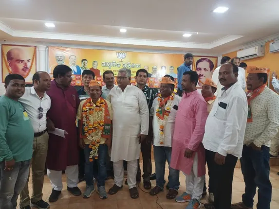 ବିଜେଡି ଛାଡି ବିଜେପିରେ ମିଶିଲେ ଜଗନ୍ନାଥ ନୁଣ୍ଡ୍ରୁକା