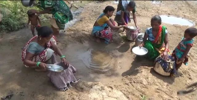 ସୀମାନ୍ତ ଗାଁର ଦୁଃଖ: ଘର ଓଡ଼ିଶା, ପଡ଼ୋଶୀ ଭରସା