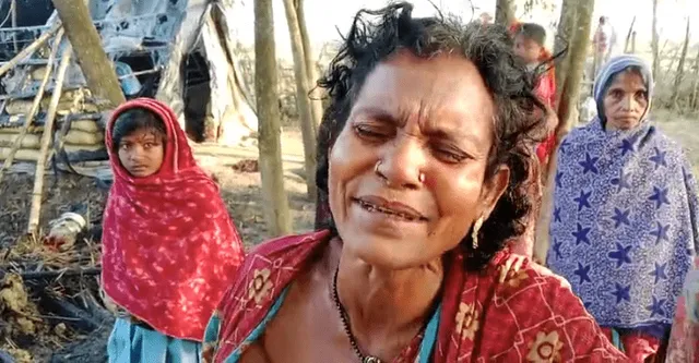 ପୂର୍ବ ଶତ୍ରୁତାକୁ କେନ୍ଦ୍ରକରି ଘରେ ପେଟ୍ରୋଲ ଢ଼ାଳି ଲଗାଇଲେ ନିଆଁ: କୋଡ଼ିଏ ଛେଳି ସହିତ ଚାରି ଗୋରୁ ଜୀବନ୍ତ ଦଗ୍ଧ