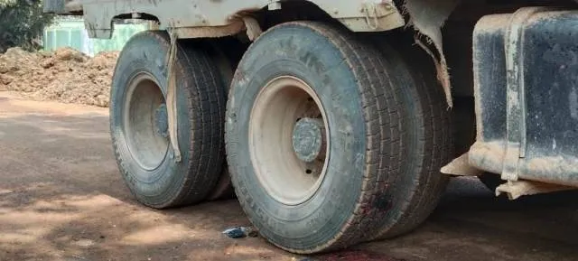 ଡମ୍ଫର ଧକ୍କାରେ ବାଇକ୍ ଆରୋହୀ ଗୁରୁତର