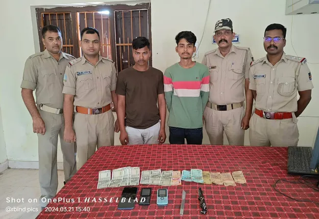 ଛୁରି ଦେଖାଇ ମୋବାଇଲ ଲୁଟ୍‌, ଦୁଇ ଲୁଟେରା ଗିରଫ