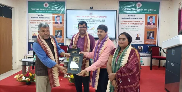 ସମାଜ ବିଜ୍ଞାନରେ ସମସାମୟିକ ଗବେଷଣା ପଦ୍ଧତି ଉପରେ ଜାତୀୟ ସେମିନାର ଉଦ୍‌ଯାପିତ