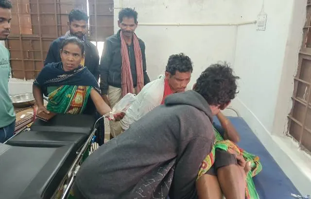 ଭାରସାମ୍ୟ ହରାଇ ଓଲଟିଲା ଯାତ୍ରୀବାହୀ ଅଟୋ; ୭ ଗୁରୁତର, ୨ ଆହତ