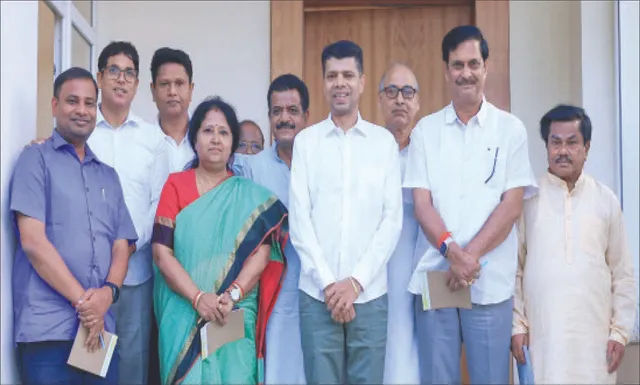 ଜଗତସିଂହପୁର ସଂସଦୀୟ କ୍ଷେତ୍ରକୁ ନେଇ ଆଲୋଚନା: ନବୀନ ନିବାସରେ ୫ ବିଧାୟକ, ସାଂସଦ