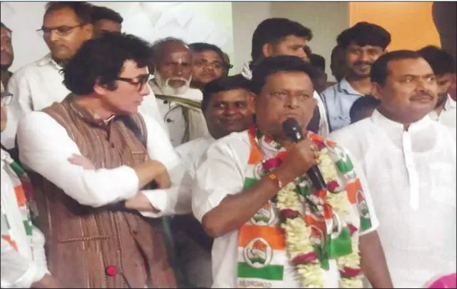 କଂଗ୍ରେସରେ ମିଶିଲେ ପୂର୍ବତନ ବିଧାୟକ ସୁଦର୍ଶନ ଜେନା: ହାତ ଧରିଲେ ବରିଷ୍ଠ ସାମ୍ବାଦିକ ଜଗଦାନନ୍ଦ ପ୍ରଧାନ