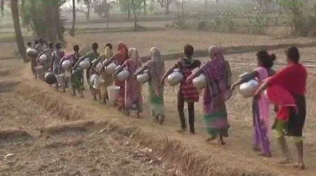 ପାଣି ସମସ୍ୟା: ୧୫ କିମି ଚାଲିଲେ ଦେଉଳି ପଞ୍ଚାୟତର ଗୋଡ଼ା ଗାଁର ଗ୍ରାମବାସୀ