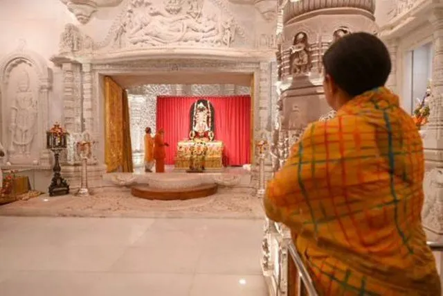 ଆମେଠି ଲୋକସଭା ଆସନରୁ ନାମାଙ୍କନ ଦାଖଲ କଲେ ସ୍ମୃତି ଇରାନୀ