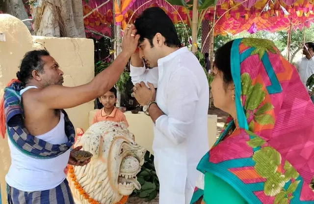 ଯଜ୍ଞମଣ୍ଡପ ବୁଲିଲେ, ଲୋକଙ୍କୁ ଭେଟିଲେ କୋରେଇ ବିଜେପି ବିଧାୟକ ପ୍ରାର୍ଥୀ ଆକାଶ ଦାସନାୟକ