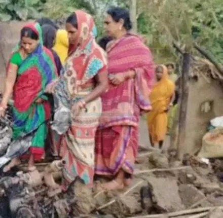 ଗ୍ୟାସ୍ ସିଲିଣ୍ଡର ବିସ୍ଫୋରଣରେ ଜଳିଗଲା ନଗଦ ୫ ଲକ୍ଷ ଟଙ୍କା ଓ ସୁନା ଗହଣା