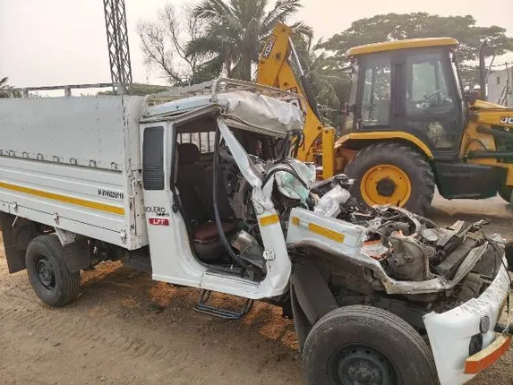 ଗଞ୍ଜାମ ଖୋର୍ଦ୍ଧା ସୀମାନ୍ତ ୧୬ ନମ୍ବର ଜାତୀୟ ରାଜପଥ ସୋଲପୋଖରି ଠାରେ ସଡ଼କ ଦୁର୍ଘଟଣା: ଜଣେ ମୃତ