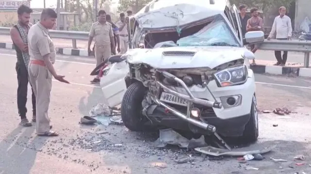 ଟ୍ରକ୍ ପଛକୁ ଧକ୍କା ଦେଲା ସ୍କର୍ପିଓ: ଜଗନ୍ନାଥ ଦର୍ଶନ କରିବାକୁ ଯାଉଥିବା ଦୁଇ ଯାତ୍ରୀଙ୍କ ମୃତ୍ୟୁ, ୪ ଗୁରୁତର