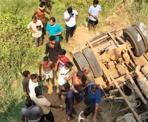 ବାଲି ବୋଝେଇ ଟିପର ତଳେ ଚାପି ହୋଇ ନାବାଳକଙ୍କ ମୃତ୍ୟୁ