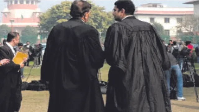 ସୂଚନାଳୟ; ବିନା ଗାଉନ୍‌ରେ ଓକିଲ ଯିବେ ହାଇକୋର୍ଟ!