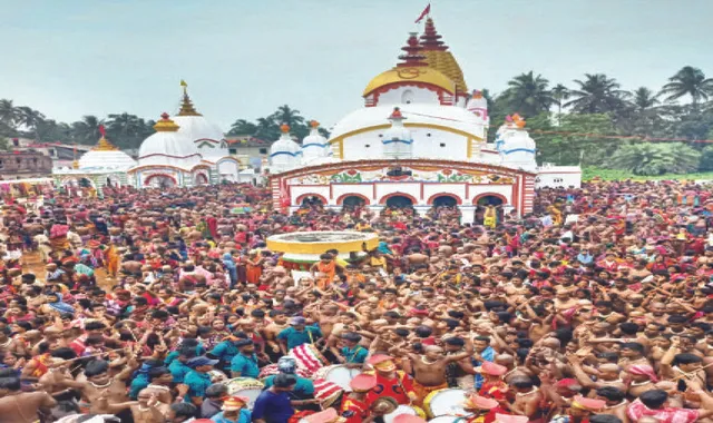 ଚନ୍ଦନେଶ୍ବର ଚଡ଼କ ମେଳାର ତୃତୀୟ ଅର୍ଘ୍ୟ: ସଂପନ୍ନ ହେଲା ଶିବ-କାମିନାଙ୍କ ବିବାହ