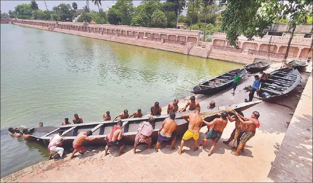 ବିଶ୍ବପ୍ରସିଦ୍ଧ ଚନ୍ଦନଯାତ୍ରା ପାଇଁ ପ୍ରସ୍ତୁତି ଆରମ୍ଭ: ନରେନ୍ଦ୍ରରୁ ବାହାରିଲେ ନନ୍ଦା, ଭଦ୍ରା ଓ ବୈଜୟନ୍ତୀ