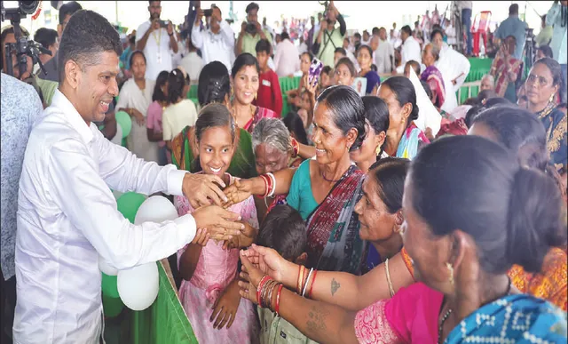 କଳାହାଣ୍ଡି ଓ ନୂଆପଡ଼ାରେ ପାଣ୍ଡିଆନଙ୍କ ମାରାଥନ ପ୍ରଚାର: ଓଡ଼ିଶାରେ ନବୀନ ବାବୁଙ୍କ ଇଞ୍ଜିନ ଚାଲିବ