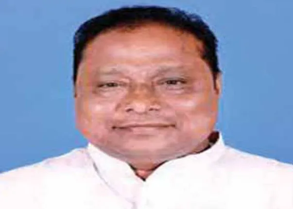 ଘୂରି ବୁଲିଛି ପର୍ଶୁରାମଙ୍କ ନଁାରେ ଚିଠି: ‘ବିଜେପି ମୋତେ ପ୍ରାର୍ଥୀ ଭାବେ ଗ୍ରହଣ କରୁ’