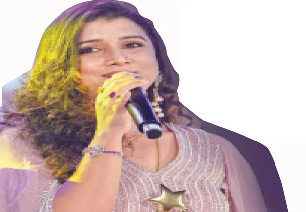 ଦୁଃଖରେ ଥିଲାବେଳେ ବି ରୋମାଣ୍ଟିକ୍‌ ଗୀତ ଗାଇଛି