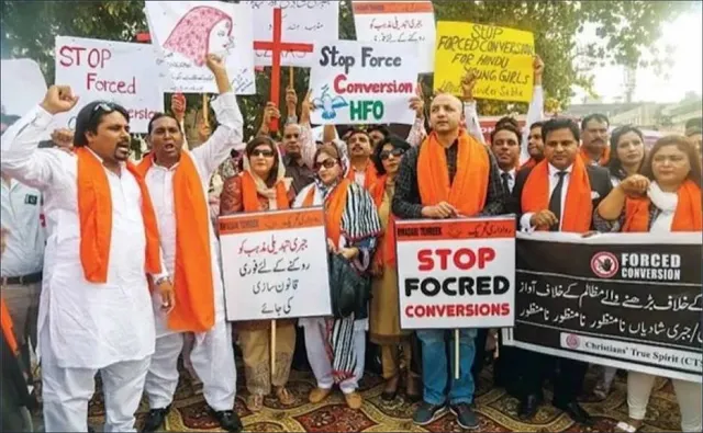 ହିନ୍ଦୁ ନାବାଳିକାଙ୍କ ଅପହରଣ ମାମଲା: ପାକିସ୍ତାନରେ ବିକ୍ଷୋଭ