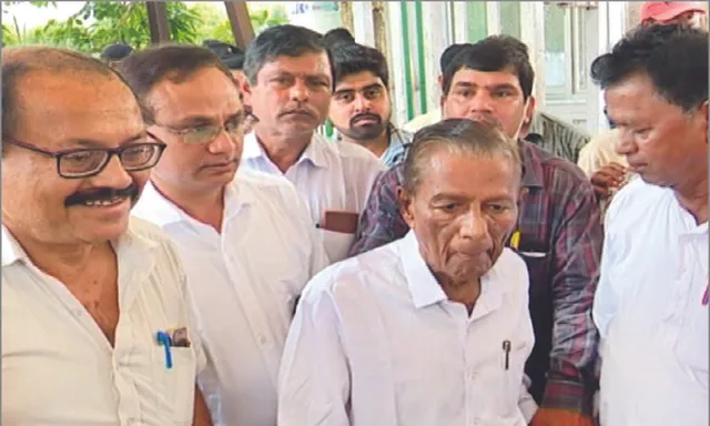 ପୁଅ ପାଇଁ ନବୀନ ନିବାସରେ ଅନନ୍ତ: ବିଜେଡି ସୁପ୍ରିମୋଙ୍କୁ ଭେଟିଲେ, ଟିକେଟ ପାଇଁ ଅନୁରୋଧ କଲେ