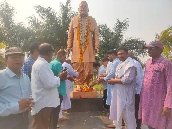 କଂଗ୍ରେସ ପ୍ରାର୍ଥୀ ପୃଥ୍ୱୀବଲ୍ଲଭ ପଟ୍ଟନାୟକଙ୍କ ଶକ୍ତି ପ୍ରଦର୍ଶନ