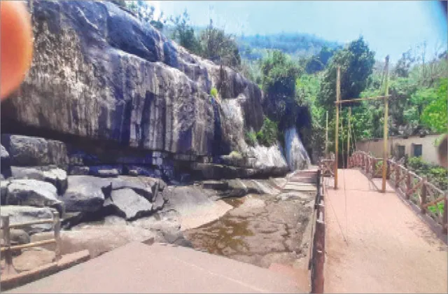 ଗଜପତି ଜିଲ୍ଲାରେ ପ୍ରଚଣ୍ଡ ଗ୍ରୀଷ୍ମଲହରି: ପ୍ରଥମଥର ଶୁଖିଗଲା ଗଣ୍ଡାହାତୀ