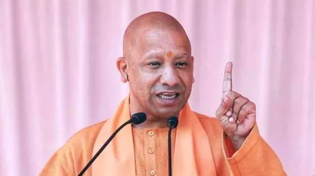 କେହି ଆମକୁ ଚାପୁଡ଼ା ମାରିଲେ ଆମେ ମୁଥ ମାରି ତାଙ୍କ ଦାନ୍ତ ଭାଙ୍ଗି ଦେବୁ: ଯୋଗୀ ଆଦିତ୍ୟନାଥ