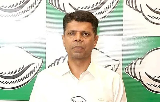 ପାଣ୍ଡିଆନଙ୍କ ସାମ୍ବାଦିକ ସମ୍ମିଳନୀ: ଯୁବପିଢୀଙ୍କ ପାଇଁ ନବୀନଙ୍କ ୫ ଗ୍ୟାରେଣ୍ଟି, ଆଗାମୀ ୧୦ ବର୍ଷ ଯୁବବର୍ଗଙ୍କ ପାଇଁ ହେବ ସୁବର୍ଣ୍ଣ ଯୁଗ