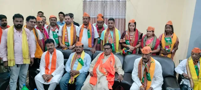 ସିମୁଳିଆ ରାଜନୀତିରେ ହଟଚମଟ: ଜ୍ୟୋତି ପାଣିଗ୍ରାହୀ ଫେରିଲେ, ୧୪ ଛାମୁଆ ବିଜେଡି ନେତା ବିଜେପିରେ ମିଶିଲେ