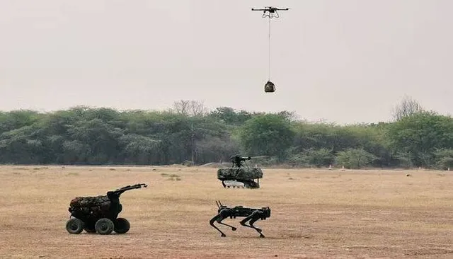 ଭାରତୀୟ ସେନା କୁକୁରକୁ ଡରୁଛି ଚୀନ୍: ସୋସିଆଲ ମିଡିଆରେ କୁକୁର ଫଟୋ ଭାଇରାଲ