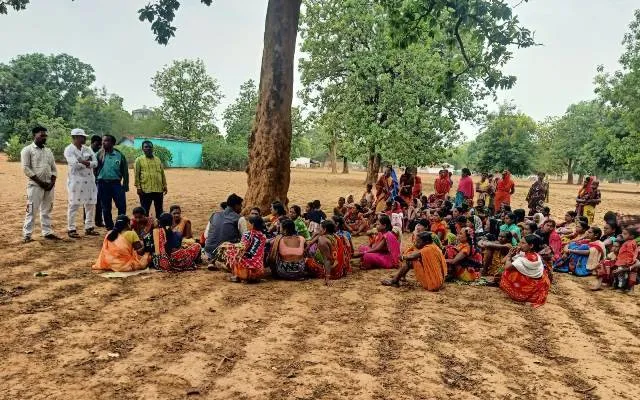 ରାଜସ୍ୱ ଗ୍ରାମ ମାନ୍ୟତା ନେଇ ଭୋଟ ବର୍ଜନ କଲେ ଗ୍ରାମବାସୀ; ପ୍ରଶାସନ ଓ ଲୋକ ପ୍ରତିନିଧିଙ୍କ ବୁଝାସୁଝା ବିଫଳ