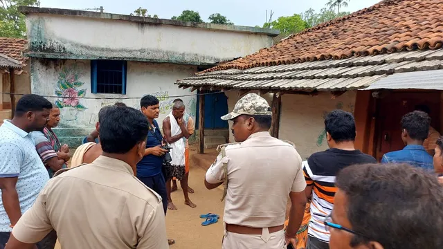 ଜମିବାଡ଼ି ବିବାଦ ନେଇ ଠେଙ୍ଗାରେ ପିଟିପିଟି ମହିଳାଙ୍କୁ ହତ୍ୟା; ଦୁଇ ଅଟକ, ଜଣେ ଫେରାର