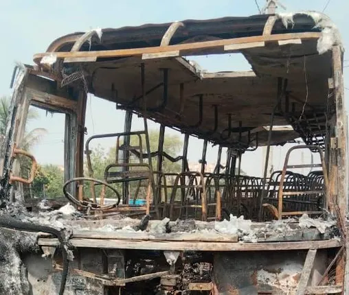 ବିଦ୍ୟୁତ୍ ସର୍କିଟ ଯୋଗୁ ରାତିରେ ଜଳିଗଲା ବସ